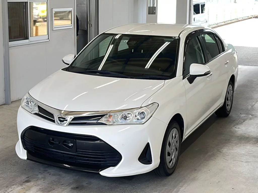 Toyota Corolla Axio NRE161 2019